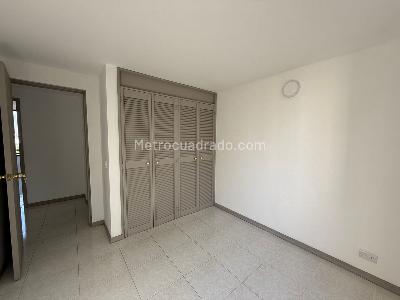 Apartamento de 3 alcobas en arriendo en Las Lomas 1, Medellín, 100 m² · foto 8 de 15
