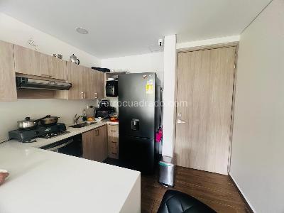 Apartamento de 2 alcobas en venta en Loma Del Escobero, Envigado, 109 m² · foto 14 de 19