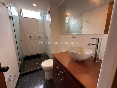 Apartamento en arriendo en San Lucas, Medellín · foto 8 de 10