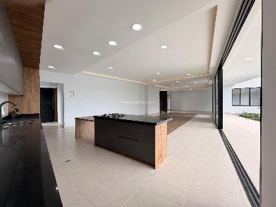 Casa de 3 alcobas en arriendo en Crucero De Combia, Pereira · foto 2 de 20