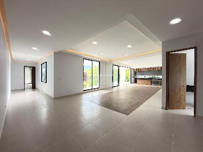 Casa de 3 alcobas en arriendo en Crucero De Combia, Pereira · foto 3 de 20