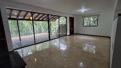 Casa en arriendo en El Tesoro, Medellín · foto 9 de 19