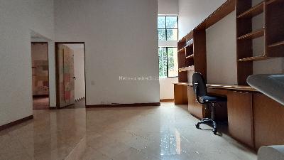 Casa en arriendo en El Tesoro, Medellín · foto 11 de 19