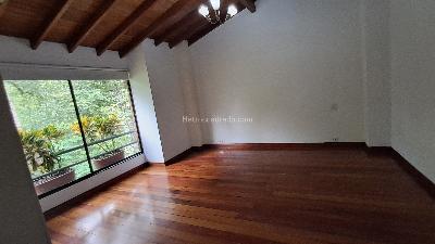Casa en arriendo en El Tesoro, Medellín · foto 17 de 19