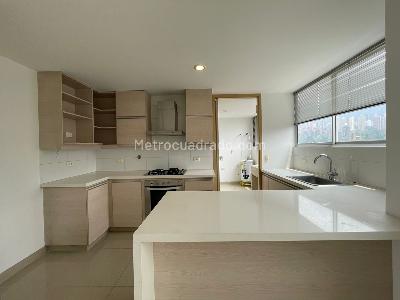 Apartamento de 3 alcobas en arriendo en Santa Maria De Los Angeles, Medellín, 140 m² · foto 10 de 12