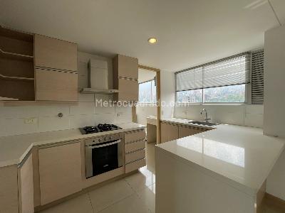 Apartamento de 3 alcobas en arriendo en Santa Maria De Los Angeles, Medellín, 140 m² · foto 12 de 12