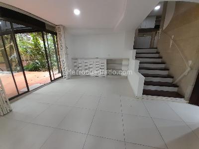 Apartamento en arriendo en El Tesoro, Medellín · foto 5 de 17