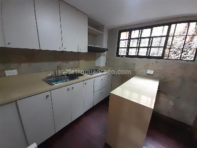 Apartamento en arriendo en El Tesoro, Medellín · foto 16 de 17