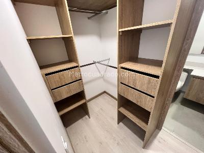 Apartamento en arriendo en Loma De San Jose, Sabaneta · foto 9 de 11