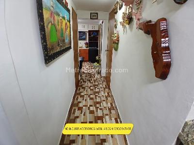 Casa de 3 alcobas en venta en Paris Central, Bello, 65 m² · foto 4 de 11