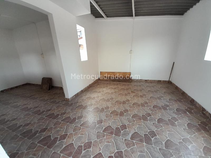 Local Comercial en Arriendo, Belen, Medellín - Más