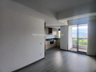 Apartamento de 3 alcobas en arriendo en Las Palmas, Medellín, 75 m² · foto 6 de 10
