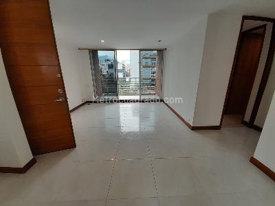 Apartamento de 2 alcobas en arriendo en Patio Bonito, Medellín, 70 m² · foto 3 de 14