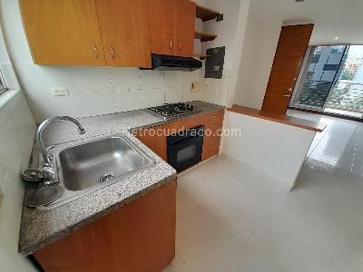 Apartamento de 2 alcobas en arriendo en Patio Bonito, Medellín, 70 m² · foto 6 de 14