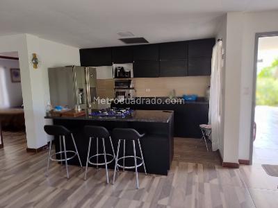 Casa en venta en La Estrella La Palmilla, Pereira · foto 2 de 13