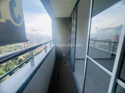 Apartamento de 2 alcobas en venta en Amazonia, Bello, 57 m² · foto 4 de 10