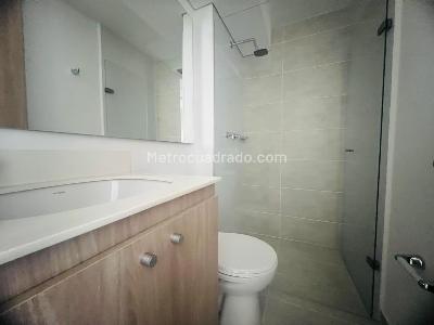 Apartamento de 2 alcobas en venta en Amazonia, Bello, 57 m² · foto 10 de 10