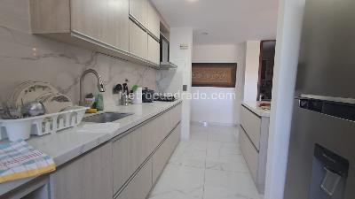 Apartamento en arriendo en Patio Bonito, Medellín · foto 3 de 12