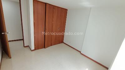 Apartamento de 3 alcobas en arriendo en Loma De Los Gonzalez, Medellín, 128 m² · foto 7 de 17