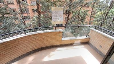 Apartamento de 3 alcobas en arriendo en Loma De Los Gonzalez, Medellín, 128 m² · foto 12 de 17