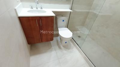 Apartamento de 3 alcobas en arriendo en Loma De Los Gonzalez, Medellín, 128 m² · foto 14 de 17