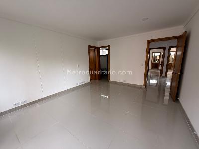 Apartamento en arriendo en Alejandria, Medellín · foto 6 de 17