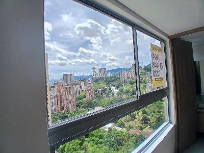 Apartamento de 3 alcobas en arriendo en Loma De San Jose, Sabaneta, 78 m² · foto 2 de 15