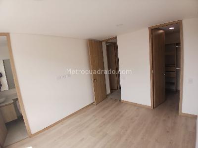 Apartamento de 3 alcobas en arriendo en Loma De San Jose, Sabaneta, 78 m² · foto 11 de 15