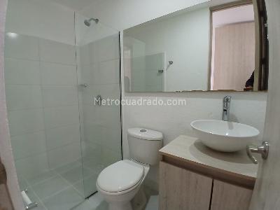 Apartamento en arriendo en Buenos Aires, Medellín · foto 6 de 10