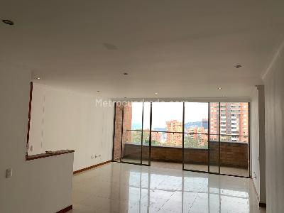 Apartamento de 2 alcobas en venta en El Tesoro, Medellín, 119 m² · foto 12 de 20