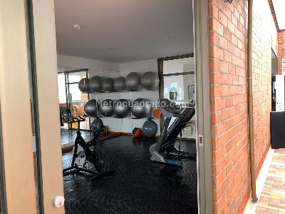 Apartamento de 2 alcobas en venta en El Tesoro, Medellín, 119 m² · foto 16 de 20