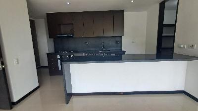 Apartamento de 2 alcobas en arriendo en Cola Del Zorro, Medellín, 145 m² · foto 2 de 16