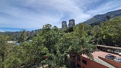 Apartamento de 2 alcobas en arriendo en Cola Del Zorro, Medellín, 145 m² · foto 7 de 16