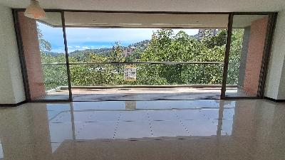 Apartamento de 2 alcobas en arriendo en Cola Del Zorro, Medellín, 145 m² · foto 14 de 16
