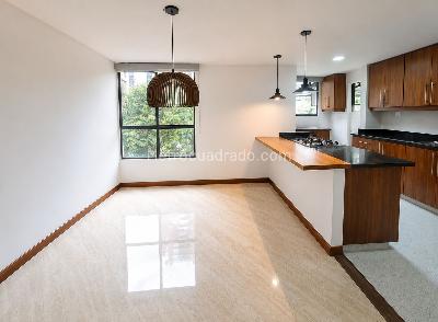 Apartamento de 3 alcobas en arriendo en Loma De Los Parra, Medellín, 155 m² · foto 5 de 10