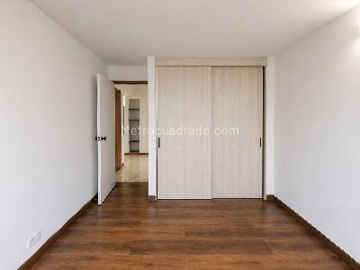 Apartamento de 3 alcobas en arriendo en Loma De Los Parra, Medellín, 155 m² · foto 10 de 10