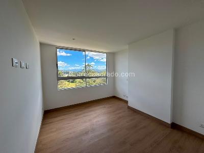 Apartamento de 1 alcoba en arriendo en San Nicolas, Rionegro, 55 m² · foto 6 de 9