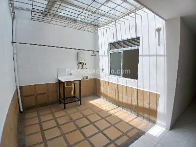 Casa de 3 alcobas en arriendo en San Bernardo, Medellín, 90 m² · foto 10 de 10