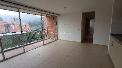 Apartamento en arriendo en El Trapiche, Sabaneta · foto 4 de 15
