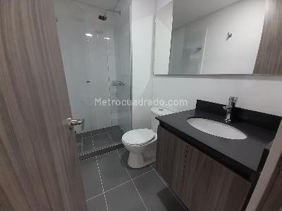 Apartamento de 2 alcobas en arriendo en La Asomadera 2, Medellín, 74 m² · foto 13 de 17
