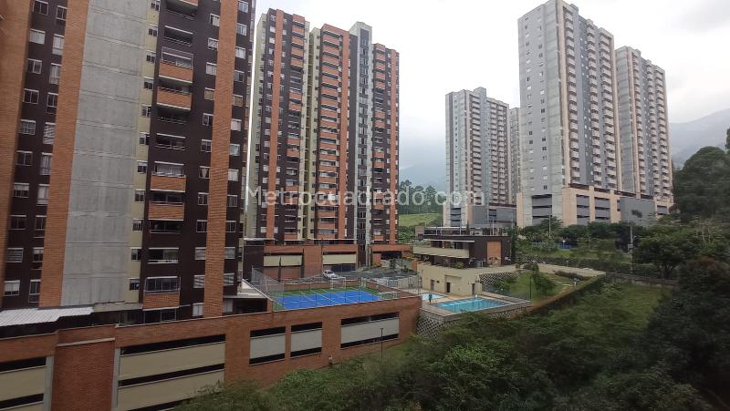 2BR Apartment in La Ferreria (62 m²)
