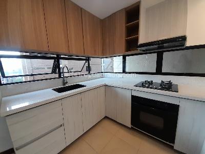 Apartamento de 3 alcobas en arriendo en Loma De Los Parra, Medellín, 135 m² · foto 5 de 17