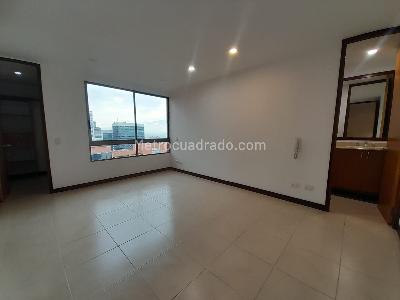 Apartamento de 3 alcobas en arriendo en Loma De Los Parra, Medellín, 135 m² · foto 12 de 17