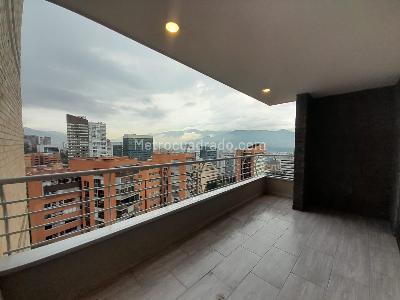 Apartamento de 3 alcobas en arriendo en Loma De Los Parra, Medellín, 135 m² · foto 14 de 17