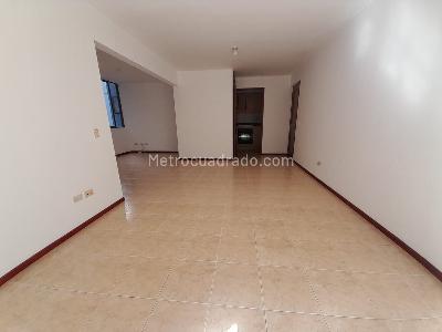 Apartamento de 3 alcobas en arriendo en Los Balsos 2, Medellín, 85 m² · foto 4 de 16