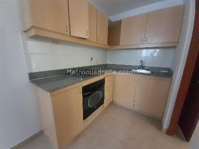 Apartamento de 3 alcobas en arriendo en Los Balsos 2, Medellín, 85 m² · foto 5 de 16