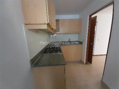 Apartamento de 3 alcobas en arriendo en Los Balsos 2, Medellín, 85 m² · foto 6 de 16