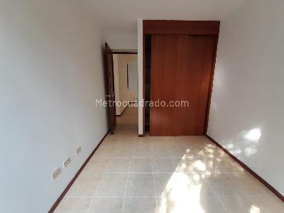 Apartamento de 3 alcobas en arriendo en Los Balsos 2, Medellín, 85 m² · foto 11 de 16