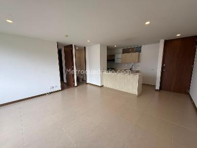Apartamento de 1 alcoba en arriendo en Loma De Los Gonzalez, Medellín, 67 m² · foto 6 de 10