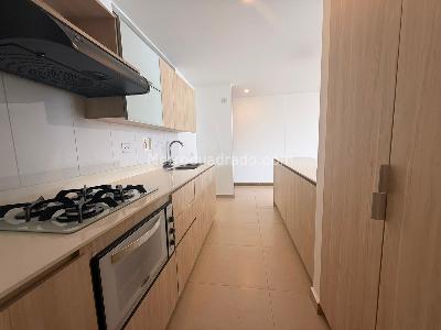 Apartamento de 1 alcoba en arriendo en Loma De Los Gonzalez, Medellín, 67 m² · foto 9 de 10